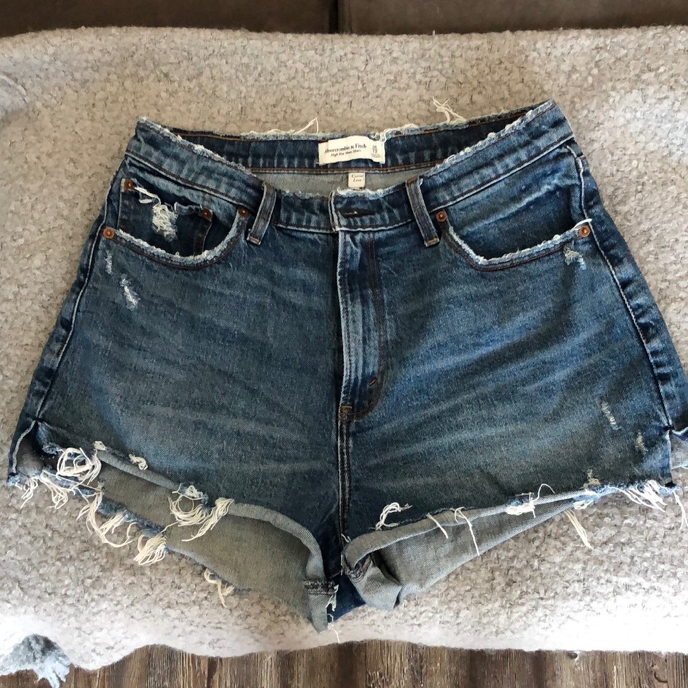 Abercrombie & Fitch High Rise Mom Short - Curve Love Fit